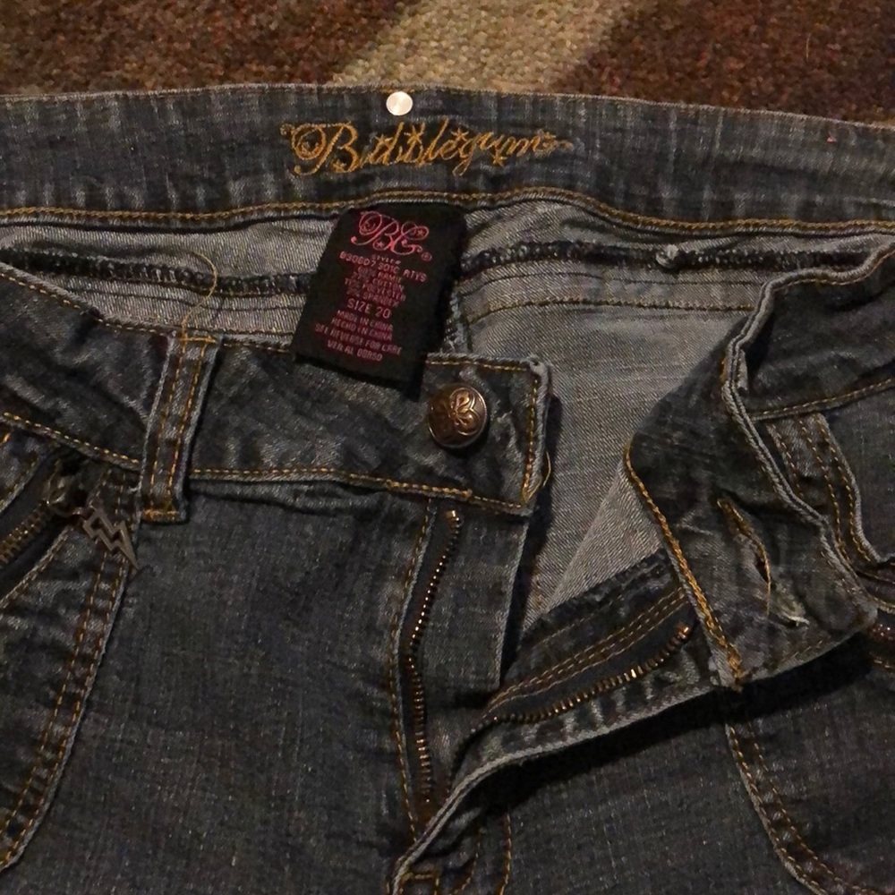Plus size women’s capris. Size 20